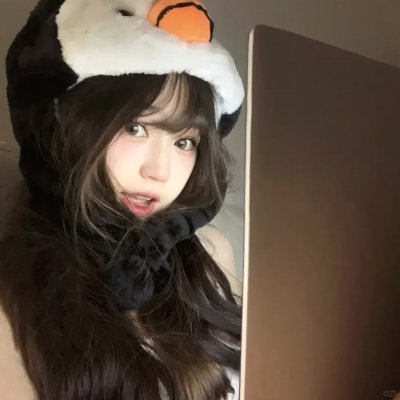 独自在夜晚的海边